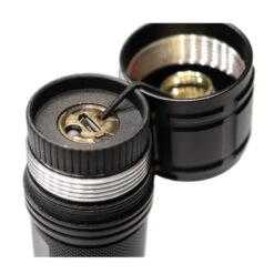 SHARK Phare Plongee 2500 Lumens Focale Variable - OCEAMA 9 SHARK Phare Plongee 2500 Lumens Focale Variable - OCEAMA -Suuntoe Magasin shark phare plongee 2500 lumens focale varialble oceama 2