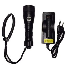 WHALE Phare 900 Lumen Faisceau 15° Etroit - Oceama -Suuntoe Magasin whale phare 900 lumen faisceau 15 etroit oceama 3